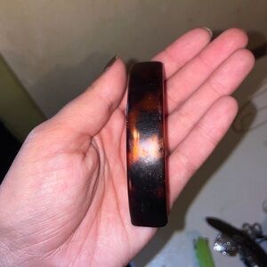 Multicolored brown/orange hairclip